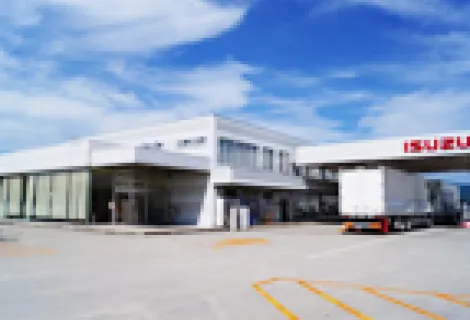 いすゞ自動車近畿自動車株式会社_奈良サービスセンター_外観