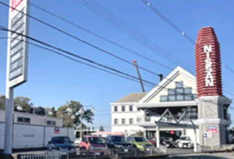 日産プリンス奈良販売株式会社_郡山店_店舗外観