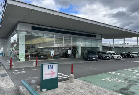 トヨタユナイテッド奈良株式会社_奈良トヨペット橿原店_外観