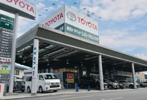 徳島トヨペット株式会社_シジョーマルシェ北島_外観