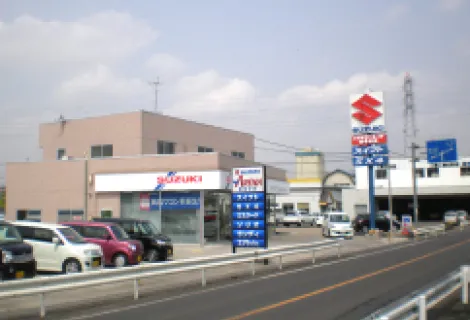 久喜三菱・久喜中央三菱自動車販売株式会社_スズキアリーナ幸手中央店_外観