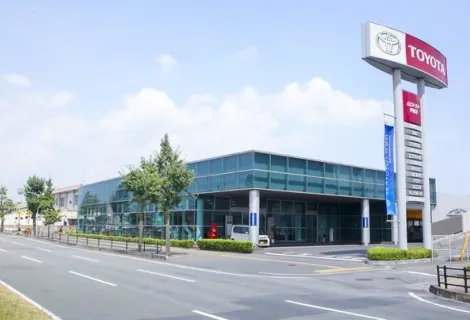 山口トヨタ自動車株式会社_宇部店_店舗外観