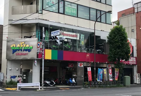 株式会社ビー・フリー_ビーフリー世田谷用賀店_外観1 