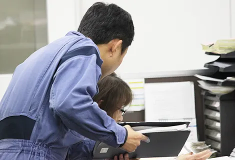 九州川崎建機株式会社　営業背景