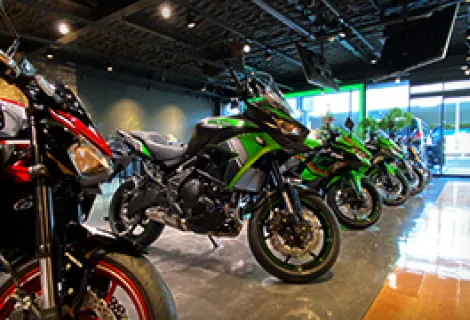 株式会社八尾カワサキ