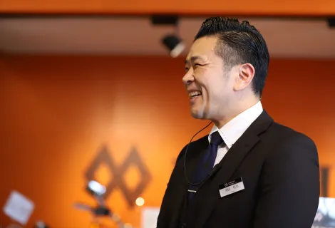 株式会社マルヤスモータース　セールス背景