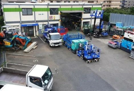 株式会社レンタルのニッケン_東京北営業所_建機整備風景