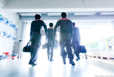 ジャパンエレベーターサービスホールディングス株式会社_スタッフ