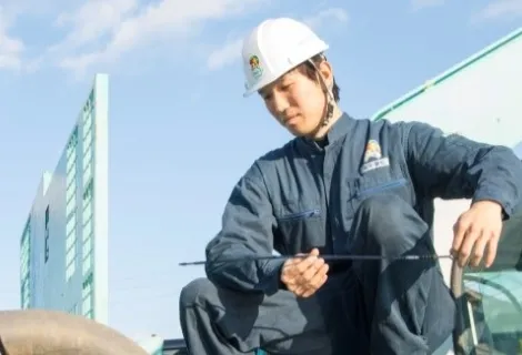 レンテック大敬_岐阜西営業所_整備1