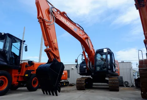 日立建機日本株式会社_中部支社_岐阜支店_岐阜西営業所_整備風景