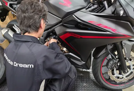 株式会社ホンダウイング上大岡_本店_整備風景