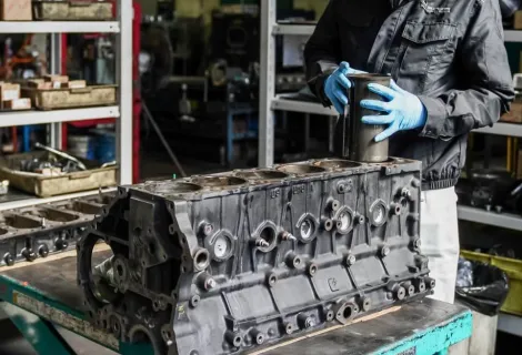 日本エンジン株式会社