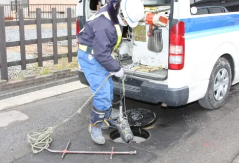 東産業株式会社公共インフラ管理スタッフ写真