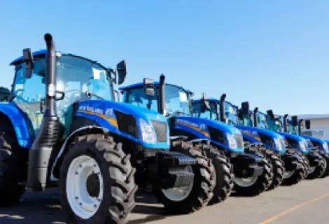 日本ニューホランド株式会社　作業背景