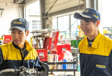 日本ニューホランド株式会社　作業背景