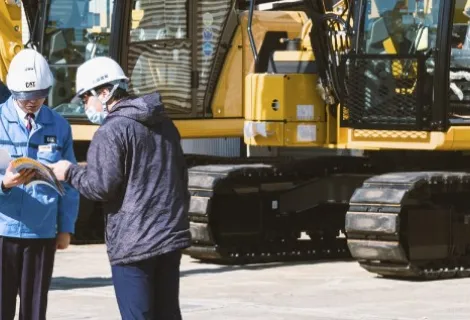 四国建販株式会社_阿南営業所_整備風景