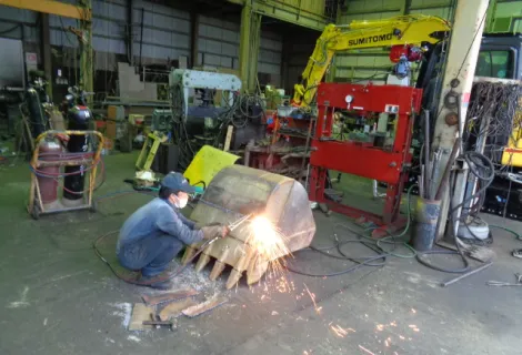 スズキ機械産業株式会社_本社_スタッフ