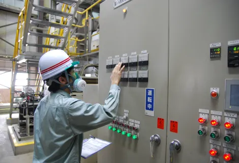 株式会社タクマ　作業背景