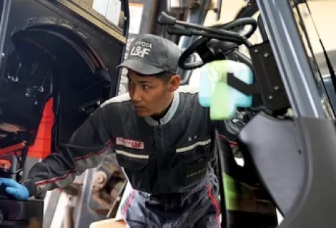 トヨタL＆F広島株式会社　作業背景