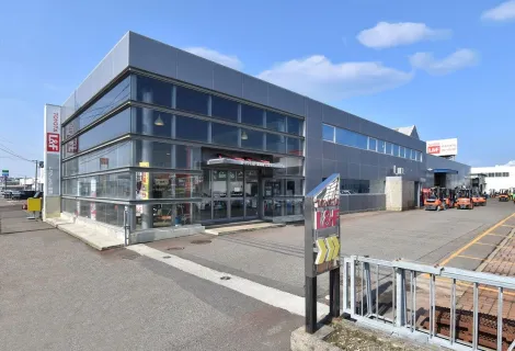 トヨタＬ＆Ｆ新潟株式会社_本社_外観