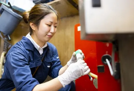 株式会社コーンズ・エージー　プラントメンテナンス　作業背景