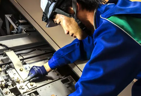 阪神輸送機株式会社　エレベーターメンテナンス　作業背景