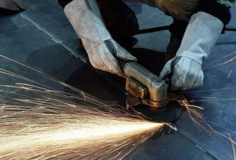 日本ニューマチック工業株式会社　エンジニアリング　作業背景