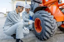 社名非公開_建機整備_イメージ