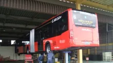 華陽オートテック株式会_本社_車両