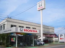 株式会社 ホンダカーズしなの_戸倉店_外観