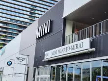 ウエインズインポートカーズ株式会社_MINIみなとみらい_店舗外観