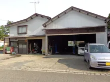 有限会社つるや自動車_本店_外観