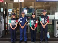 スタッフ集合写真