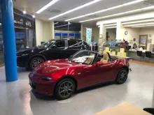 株式会社倉嶋自動車商会_アップル車検クラシマ・マツダオートザム_店内