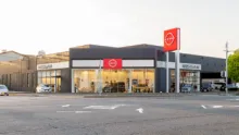 愛媛日産自動車株式会社_衣山店_店舗外観
