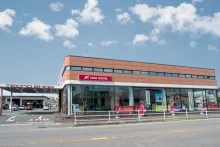 株式会社ATグループ_半田有楽店_店舗外観