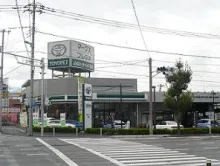 山梨トヨペット株式会社_国母店_外観