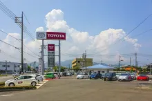 山口トヨタ自動車株式会社_長門店_店舗外観