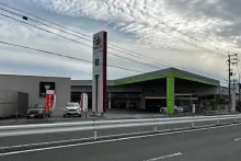 奈良トヨタ株式会社_モビリティガーデンＲＴ押熊支店_外観