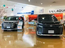 岐阜トヨタ自動車株式会社_高山店_店舗内装