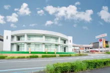 株式会社ATグループ_豊橋佐藤店_店舗外観