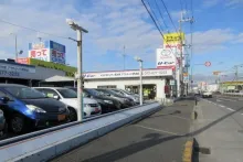 トヨタモビリティ新大阪_アウトレット摂津店_外観