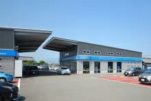 ネッツトヨタ徳島株式会社_吉野川店_店舗外観