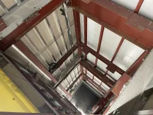 エレベーター画像
