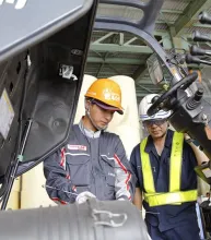 トヨタL＆F広島株式会社　作業背景