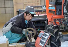 株式会社北陸近畿クボタ　作業背景