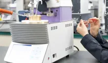 田中科学機器製作株式会社　作業背景