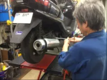 株式会社エムエス・アシスト_MOTO SHOP ASSIST_二輪車整備風景