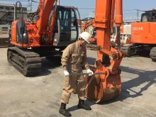 日立建機日本株式会社_関東甲信越支社_ 埼玉支店_埼玉北業所_整備風景