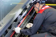 ジャパンエレベーターサービスホールディングス株式会社_メンテナンス9